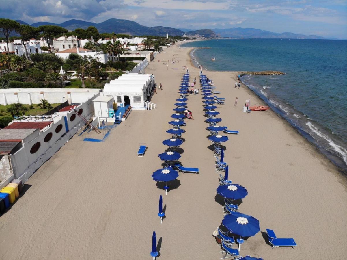 Relais Casa Moresca Terracina Bagian luar foto