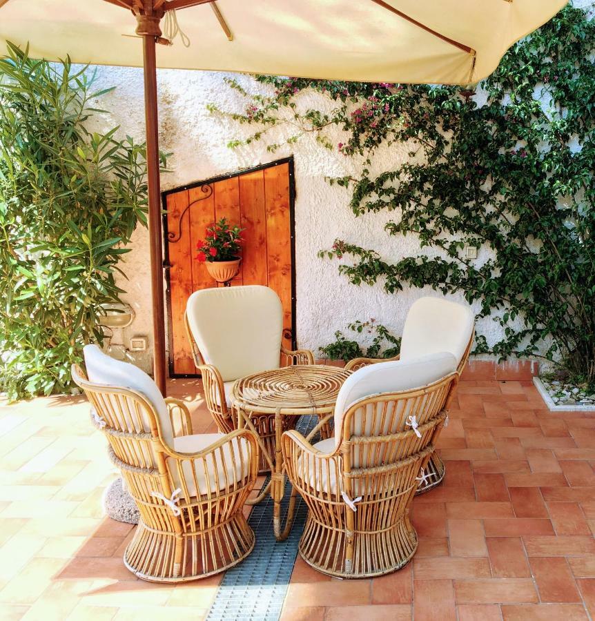 Relais Casa Moresca Terracina Bagian luar foto