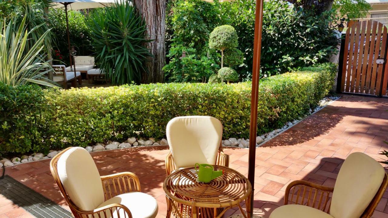 Relais Casa Moresca Terracina Bagian luar foto