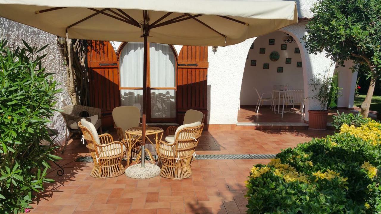 Relais Casa Moresca Terracina Bagian luar foto