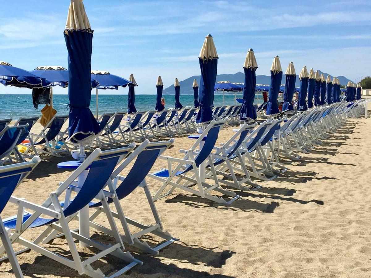 Relais Casa Moresca Terracina Bagian luar foto